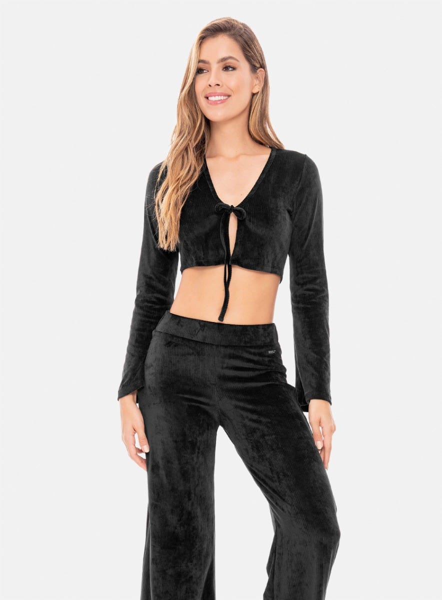 TOP DEPORTIVO EN TELA TIPO GAMUZA - PRECIO ESPECIAL