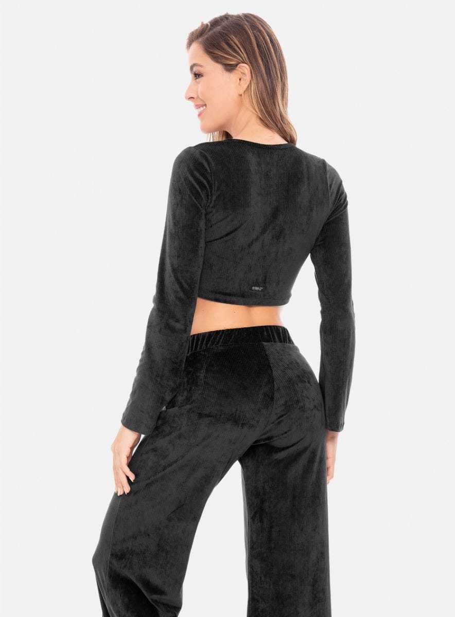 TOP DEPORTIVO EN TELA TIPO GAMUZA - PRECIO ESPECIAL